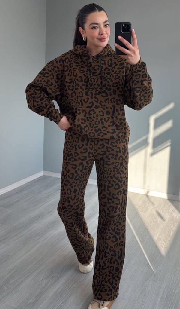 Leopar İçi Şardonlu Eşofman Takımı