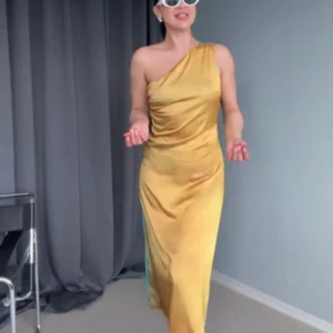 Sırt Detaylı Şifon Elbise