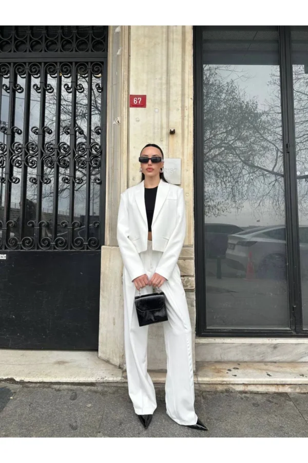 Kadın Takım Elbise Tasarım Kısa Blazer Ceketli - Görsel 2