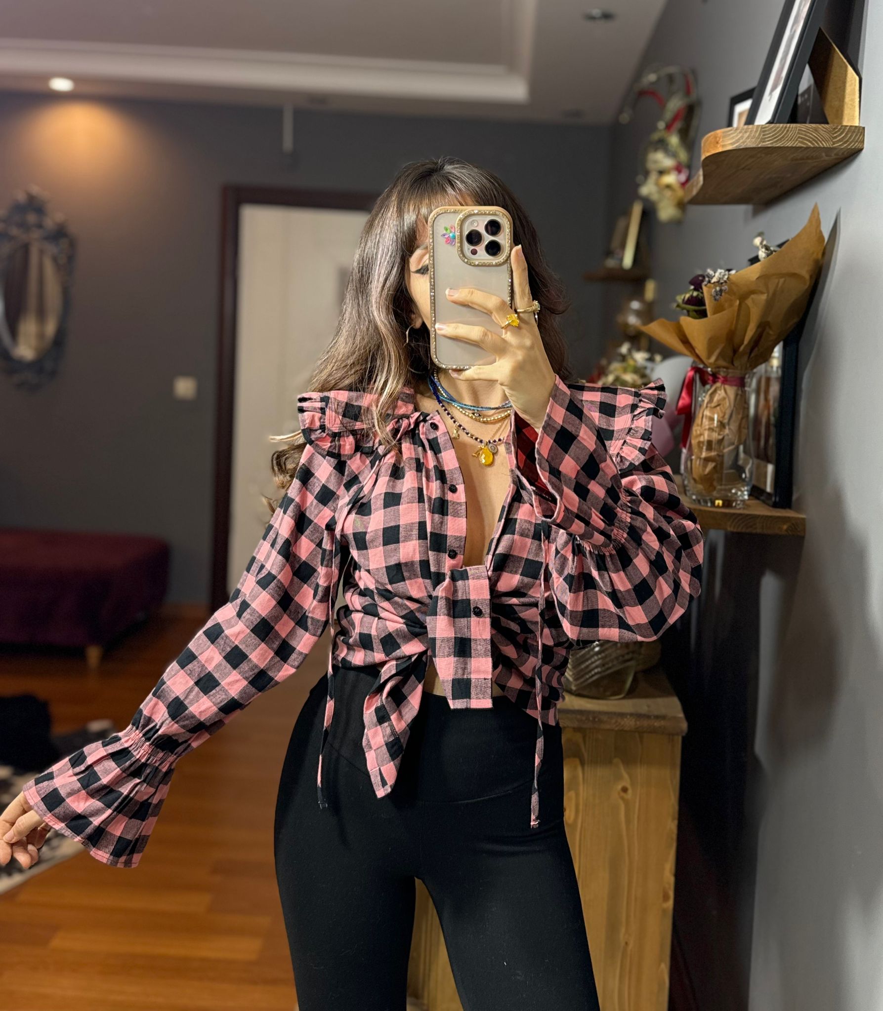 Vintage Yaka Detaylı Kare Desenli Gömlek