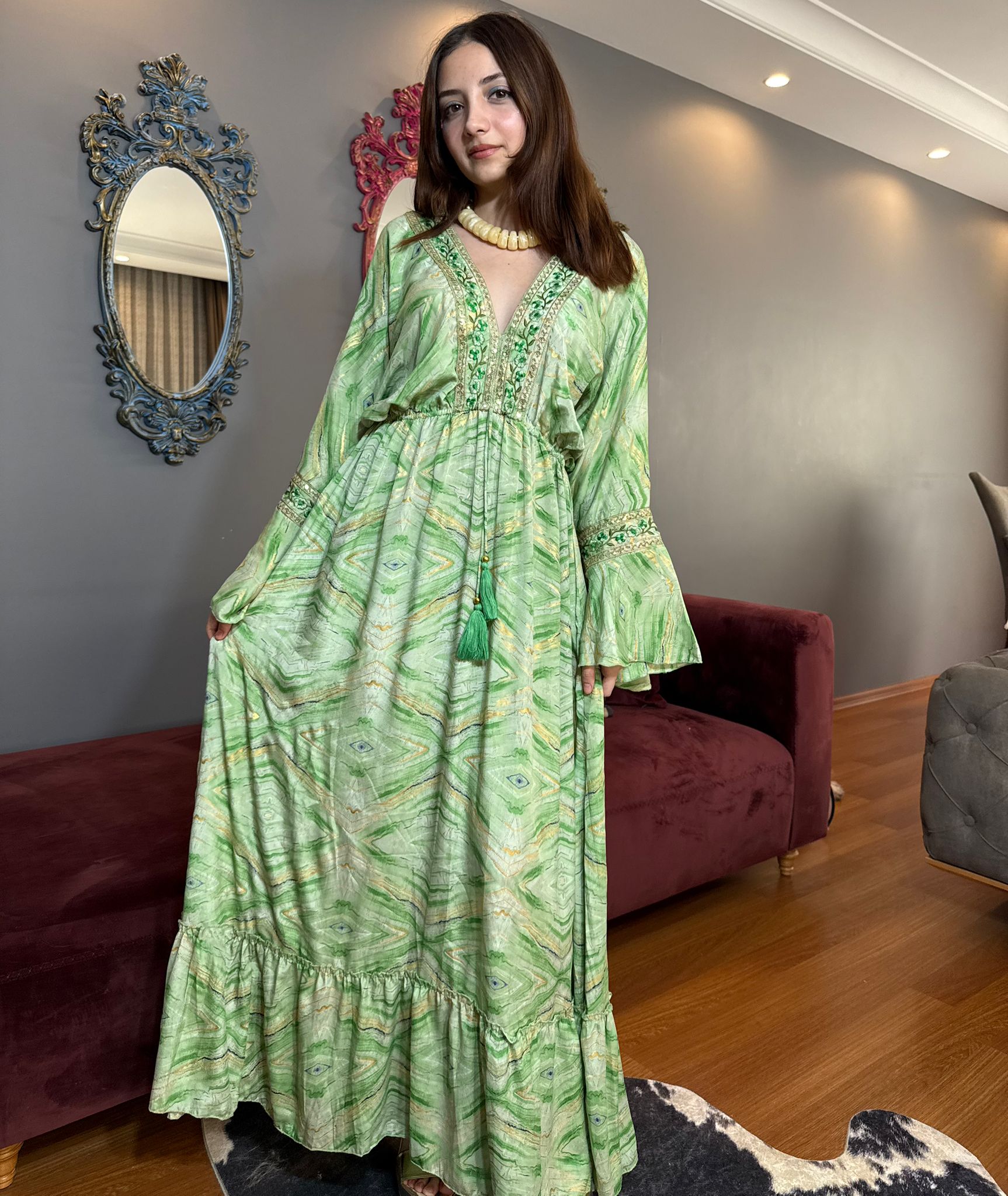 Taş Ve Nakış Detaylı İçi Astarlı Hürrem Kol ithal Elbise-yesıl - Görsel 6