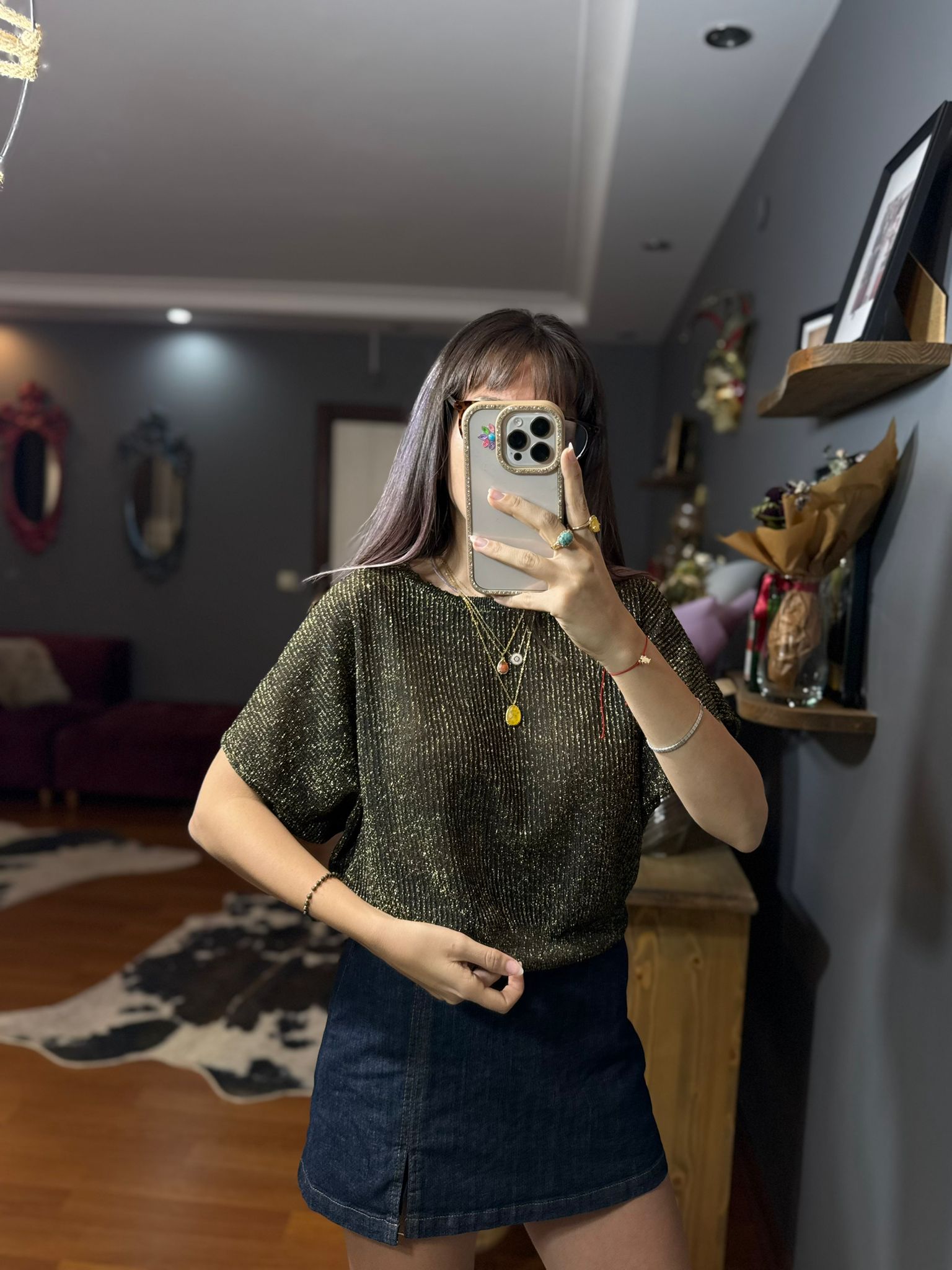 Orj Mrk Parlak Gold Detaylı Bluz - Görsel 4