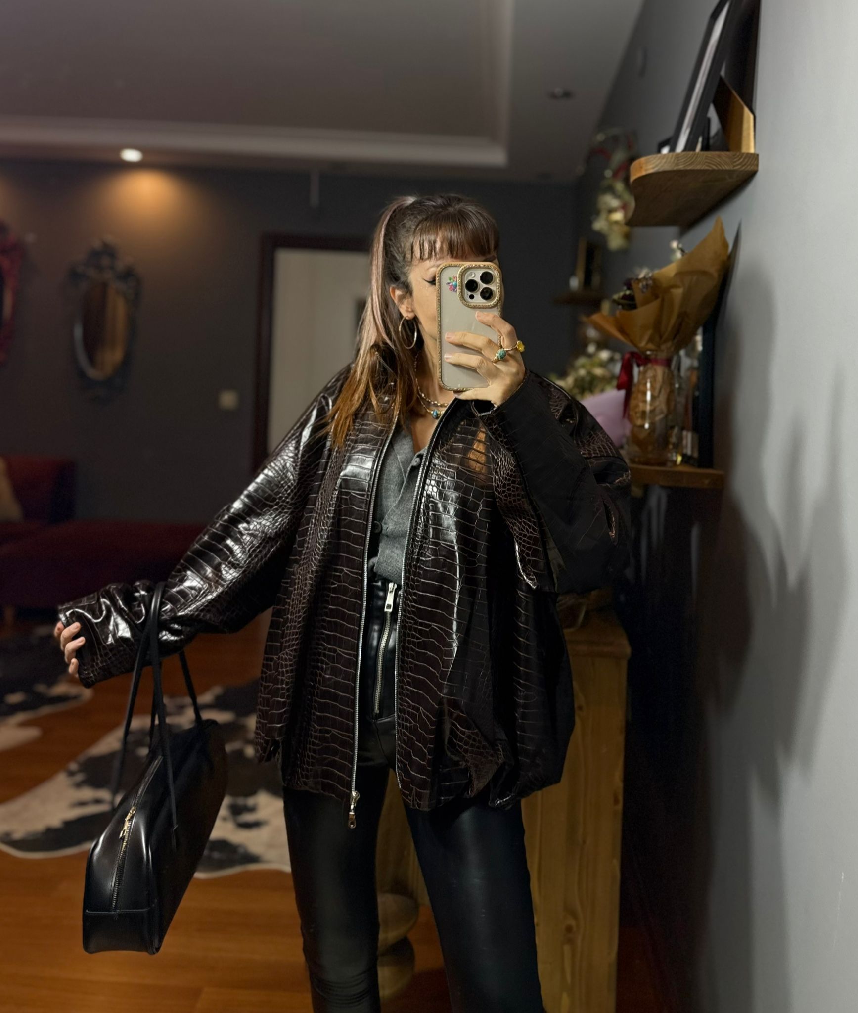 Krokodil Desenli Kadın Oversize Bordo Deri Ceket - Görsel 13