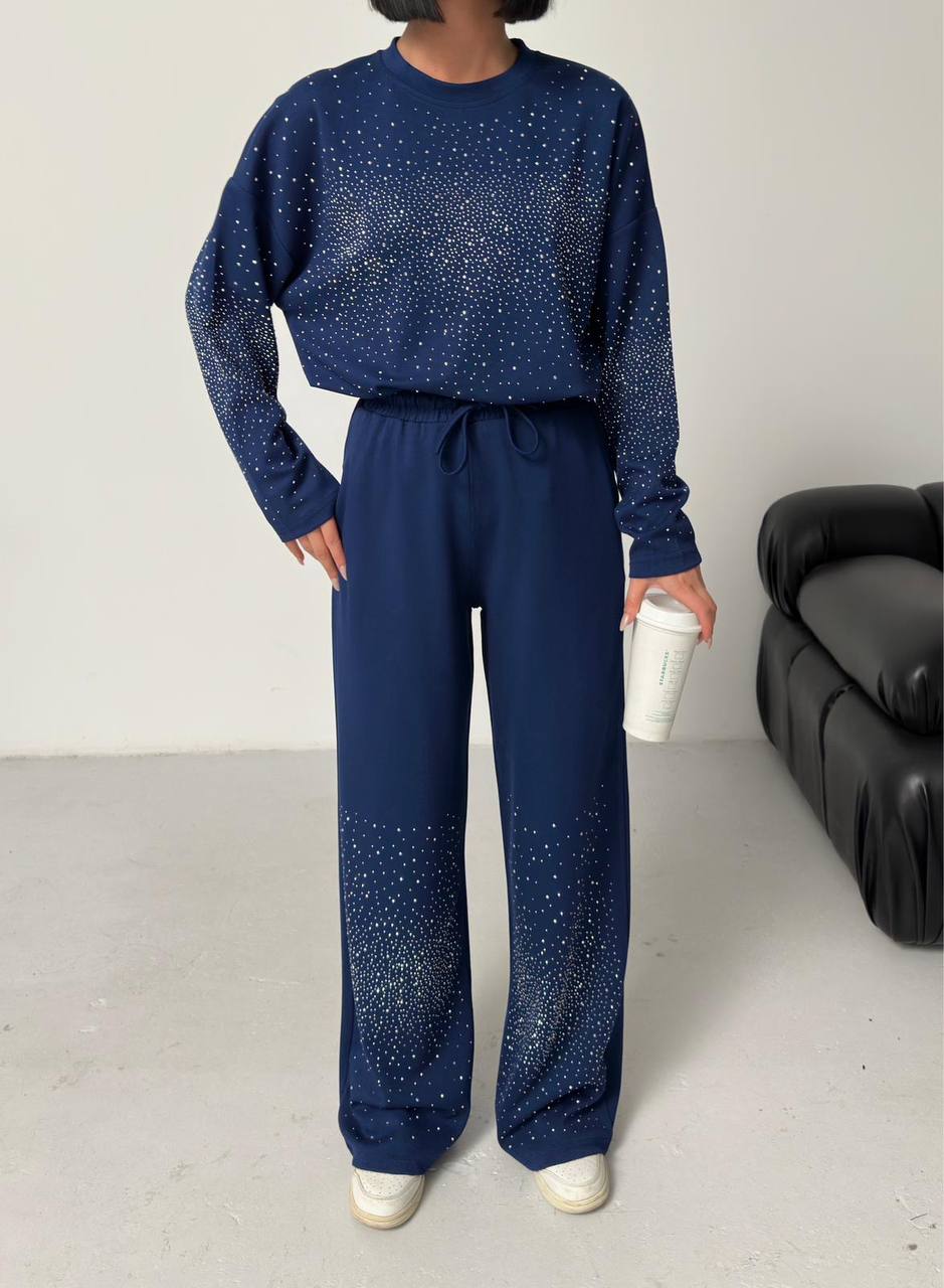 Aralıklı Taş İşlemeli Modal Kumaş Boru Paça Kadın Eşofman Takım-Lacivert