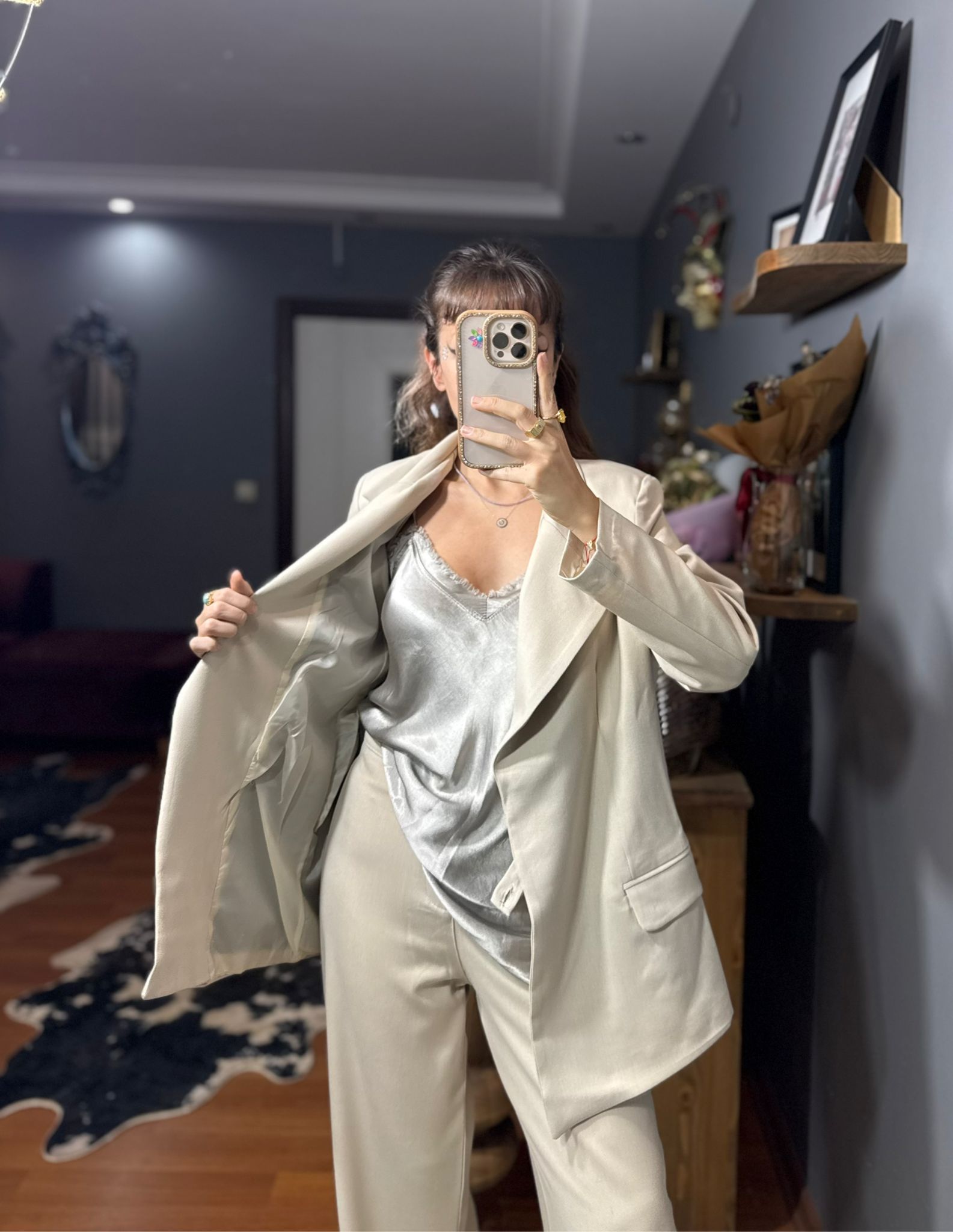 Asimetrik Kesim Oversize Kadın Takım Elbise – Bej - Görsel 7