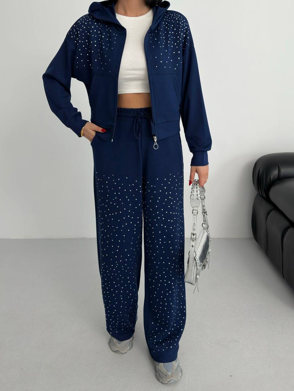 Taş İşlemeli Kapüşonlu Fermuarlı Boru Paça Kadın Eşofman Takım -LACİVERT
