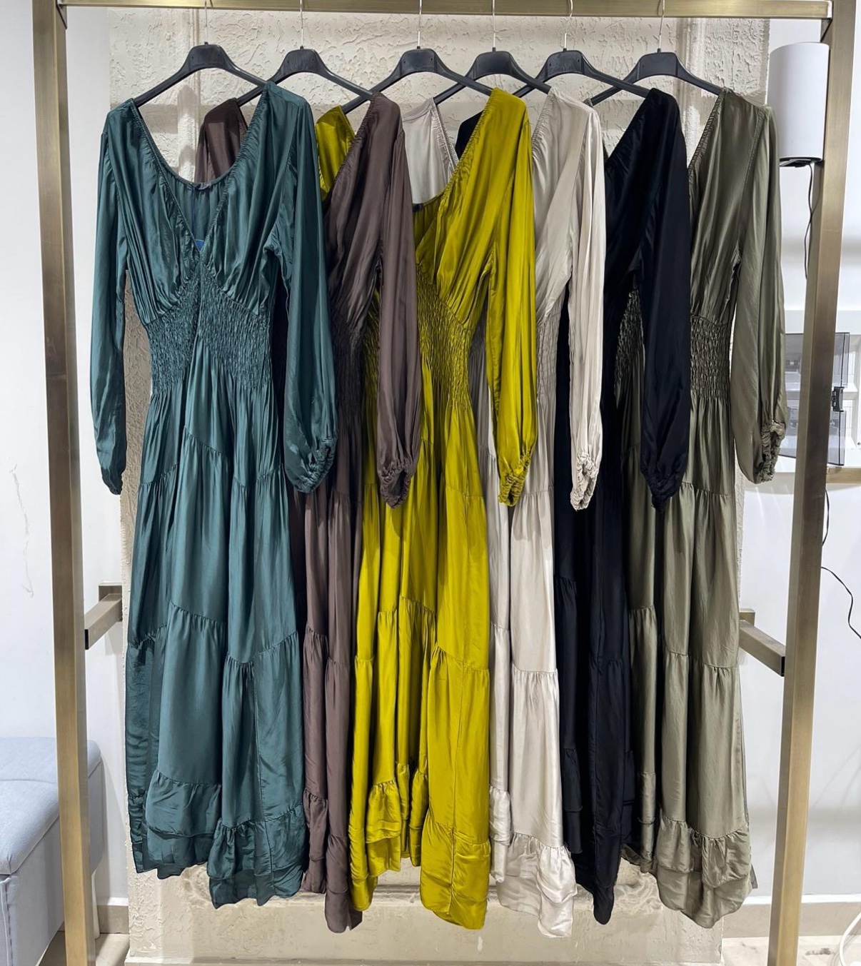 İthal Tasarım Beli Lastikli İpek Saten Elbise-kahve