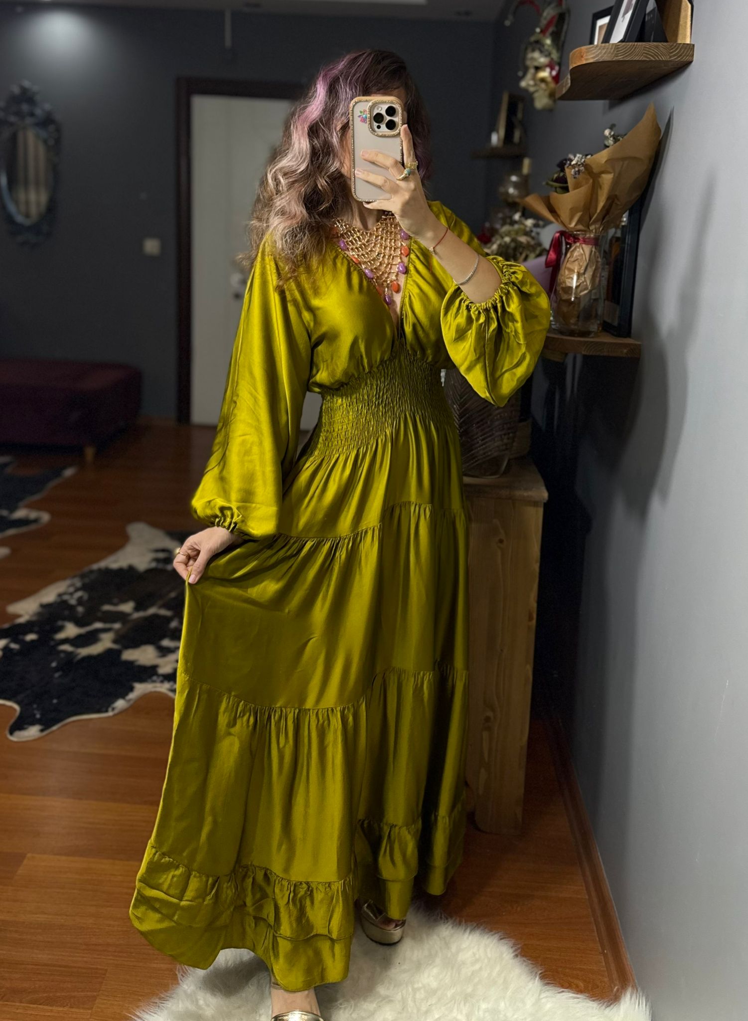 İthal Tasarım Beli Lastikli İpek Saten Elbise-Fıstık yesılı - Görsel 4