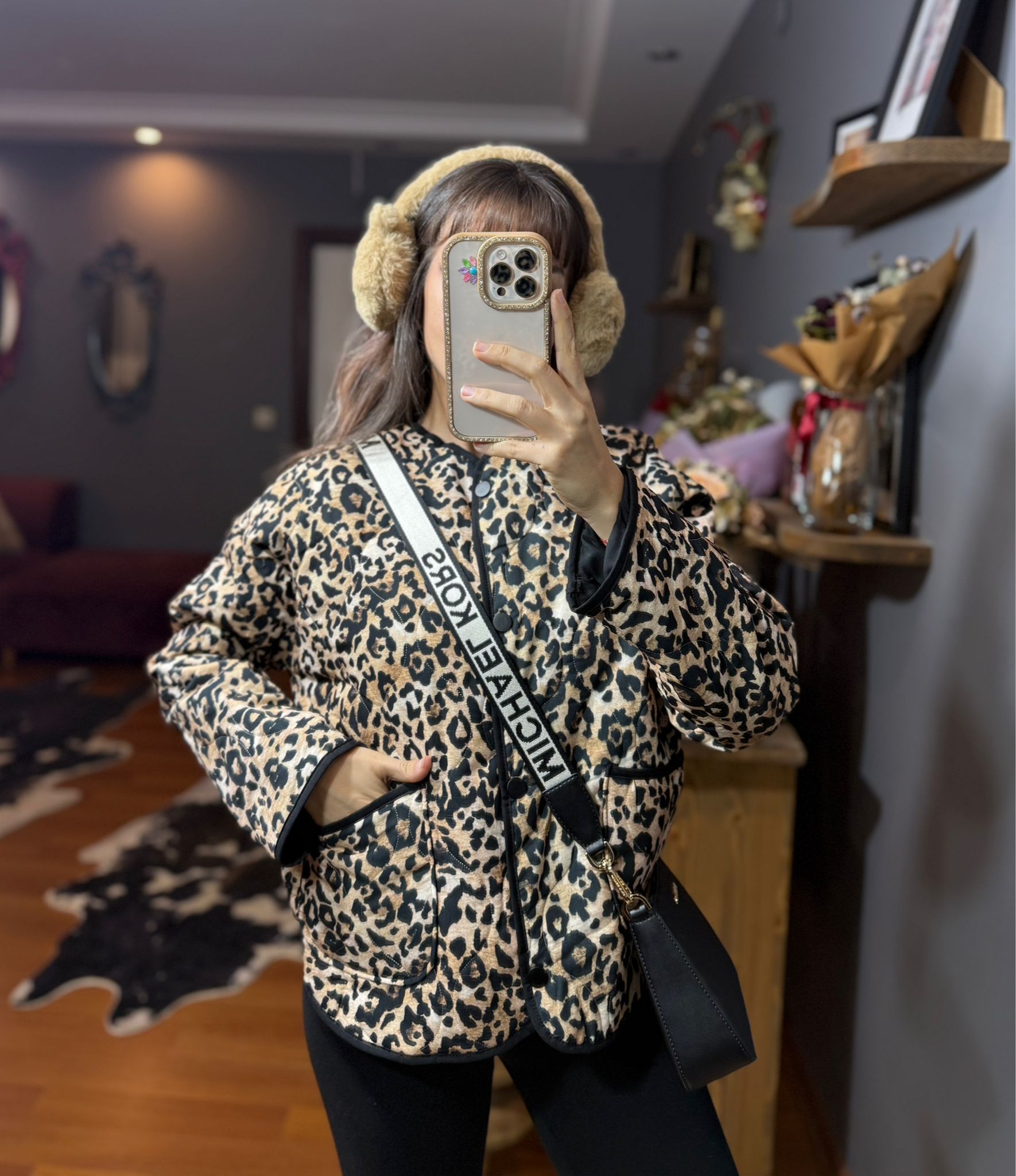 Leopar Desenli Kapitone Bisiklet Yaka Rahat Kesim (Oversize) Mevsimlik Mont