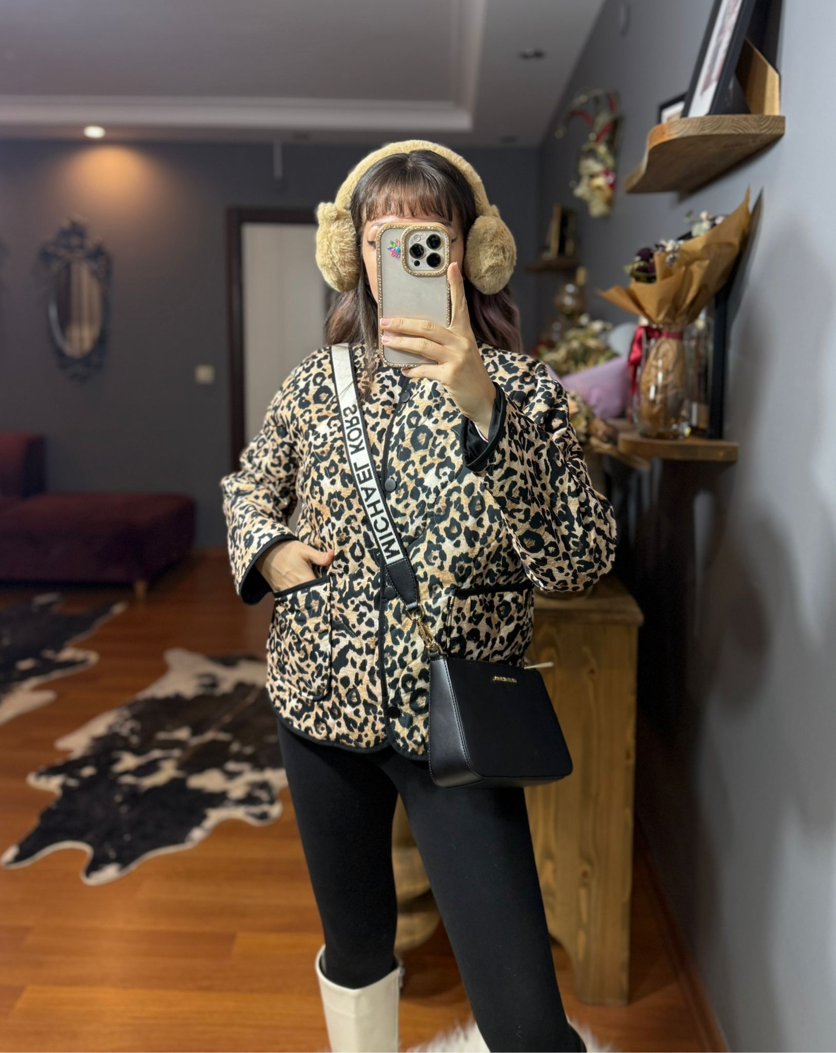 Leopar Desenli Kapitone Bisiklet Yaka Rahat Kesim (Oversize) Mevsimlik Mont - Görsel 7