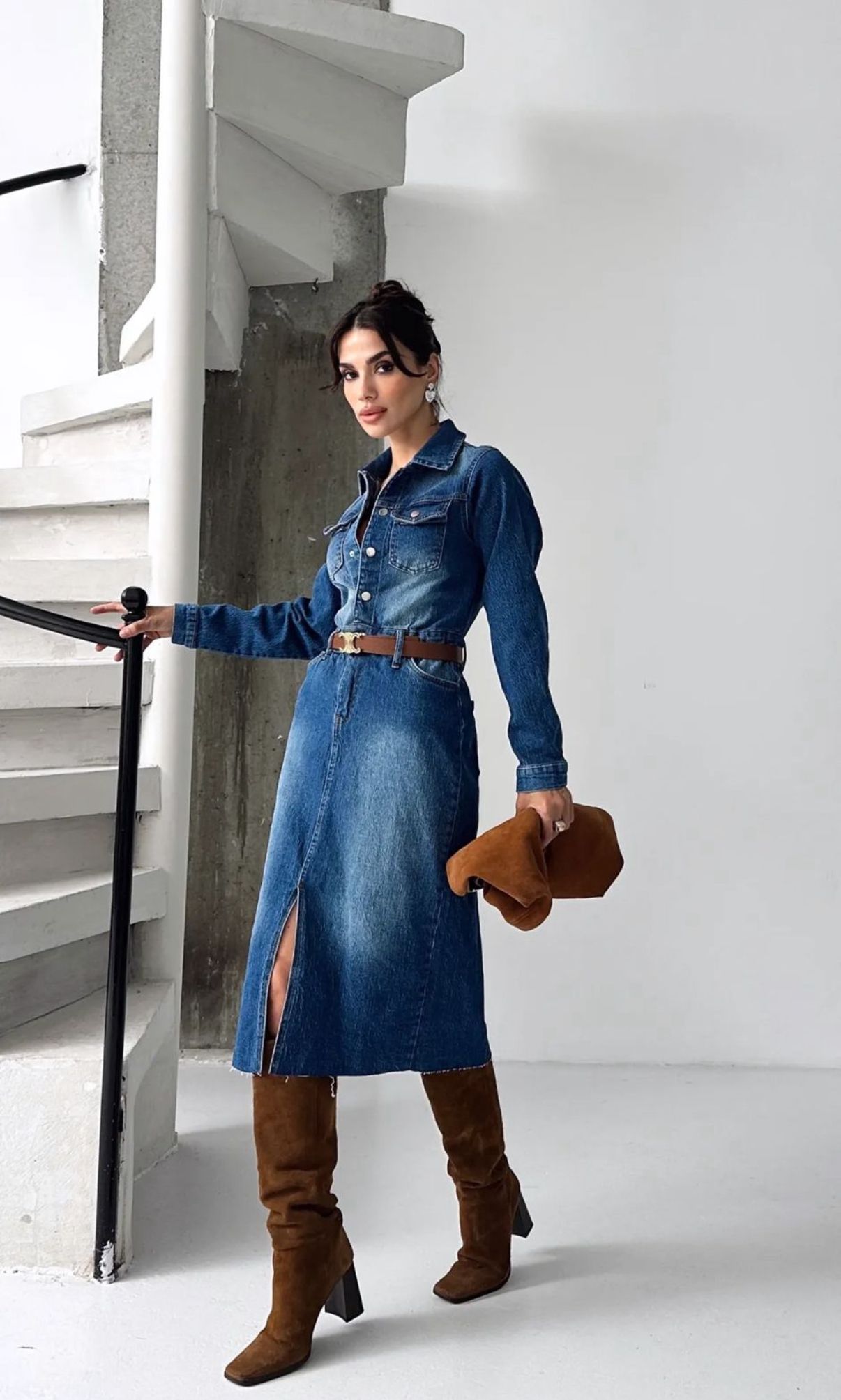 Önden Yırtmaçlı Denim Elbise -Taşlama Detaylı