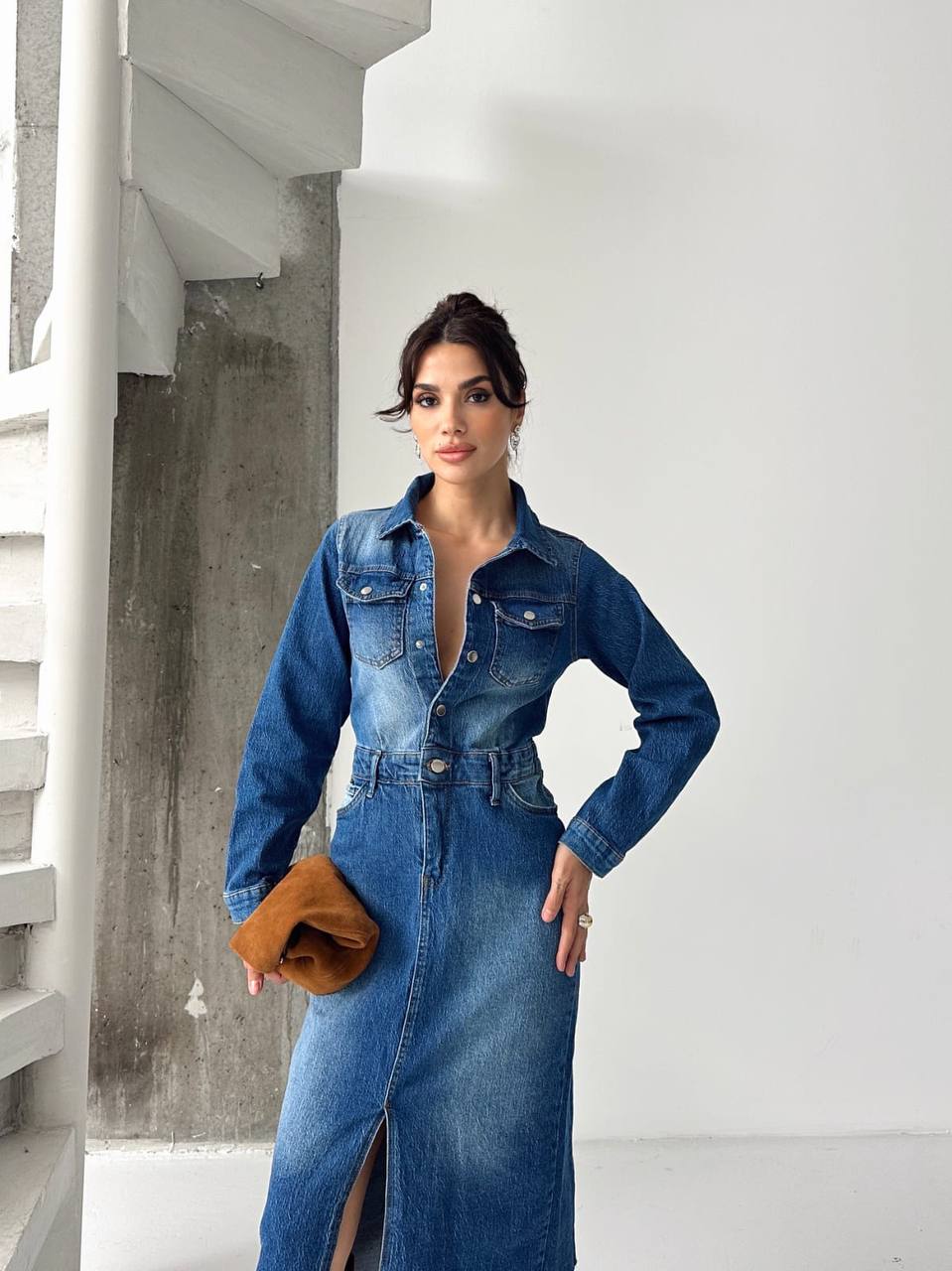 Önden Yırtmaçlı Denim Elbise -Taşlama Detaylı - Görsel 6