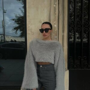 Kadın Gri Yumuşak Dokulu Uzun Crop Kürk Sweatshirt