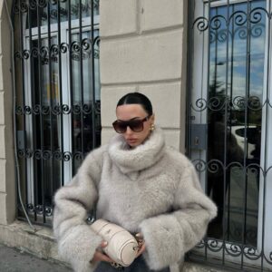 Kadın Gri Yumuşak Dokulu Uzun Kollu Oversize Kürk Sweatshirt