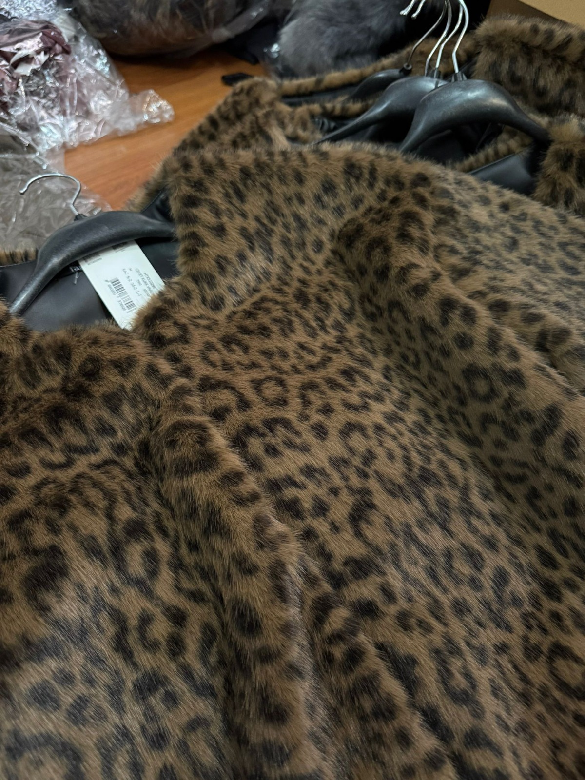 Leopar Yumusak Dokulu Kürk Kaban - Görsel 5