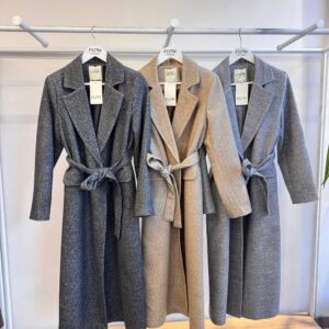 Kemerli Uzun Kaşe Kaban-ILK SIRADAKI SIYAH MEVCUTTUR