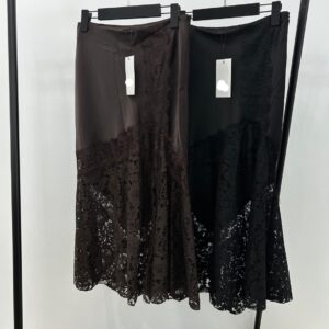 Dantel Detaylı Tasarım Saten Etek