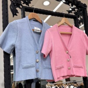 Premium Kalite Metal Düğme Detaylı Triko Bluz