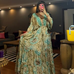 İthal Boncuk Ve Pul Detaylı Parlak Desenli Helen ipek Elbise-0001