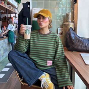 Çizgili Bisiklet Yaka Oversize Düşük Kol Örme Sweatshirt-110